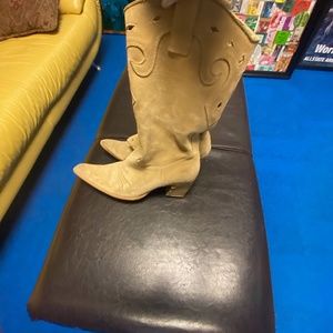 Fashion Cowgirl Boots